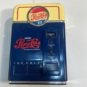 Vintage Pepsi-Cola change sorter‎